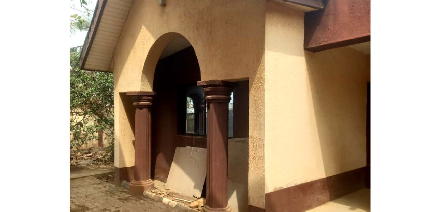 2-Bedroom Apartment At Okusan