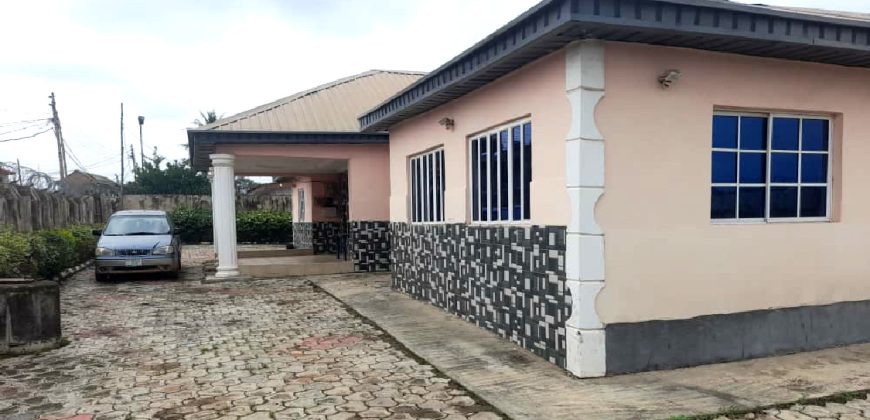 5-Bedroom Bungalow At Saraki