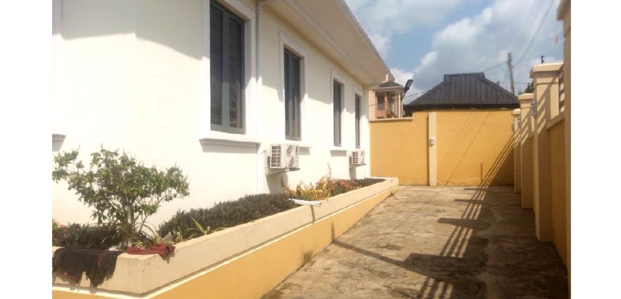 4-Bedroom Bungalow At Kemta